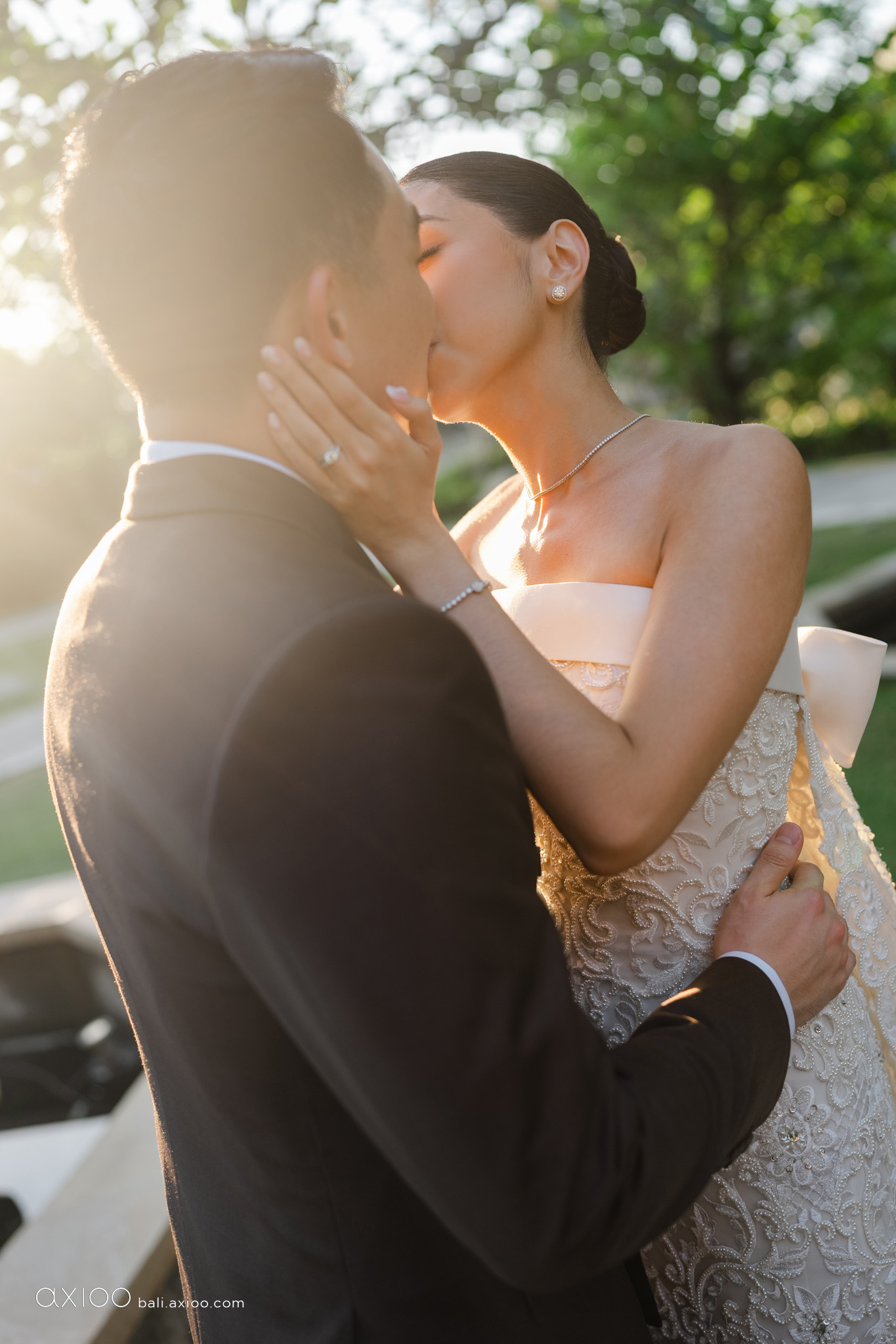 Axioo: An Estate State of Mind | Jumeirah Bali Wedding